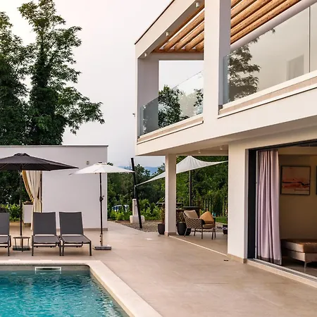 Luxury Sonia With Wellness & Gym - Happy Villa *